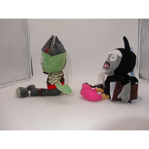 Plants Vs Zombies Plush Pirate Zombie & Plants Vs. Zombies Dark Wizard 11" Plush - Picture 7 of 8